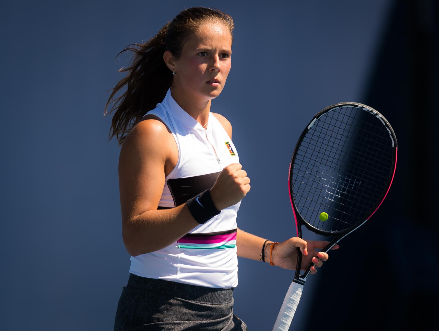 强关系中的 强关系中的