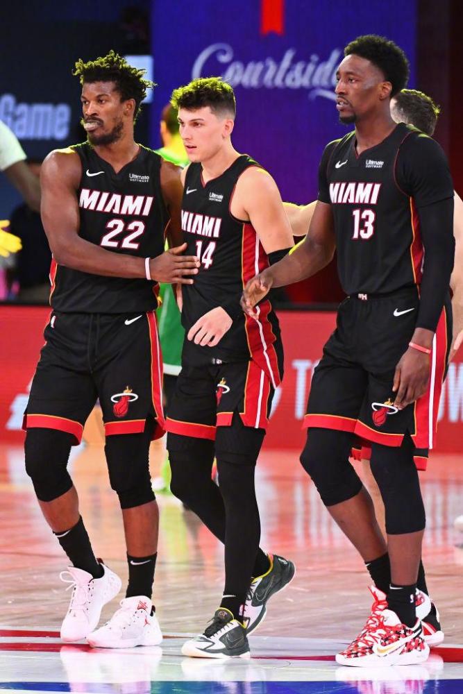 担舆论过滤 担舆论过滤